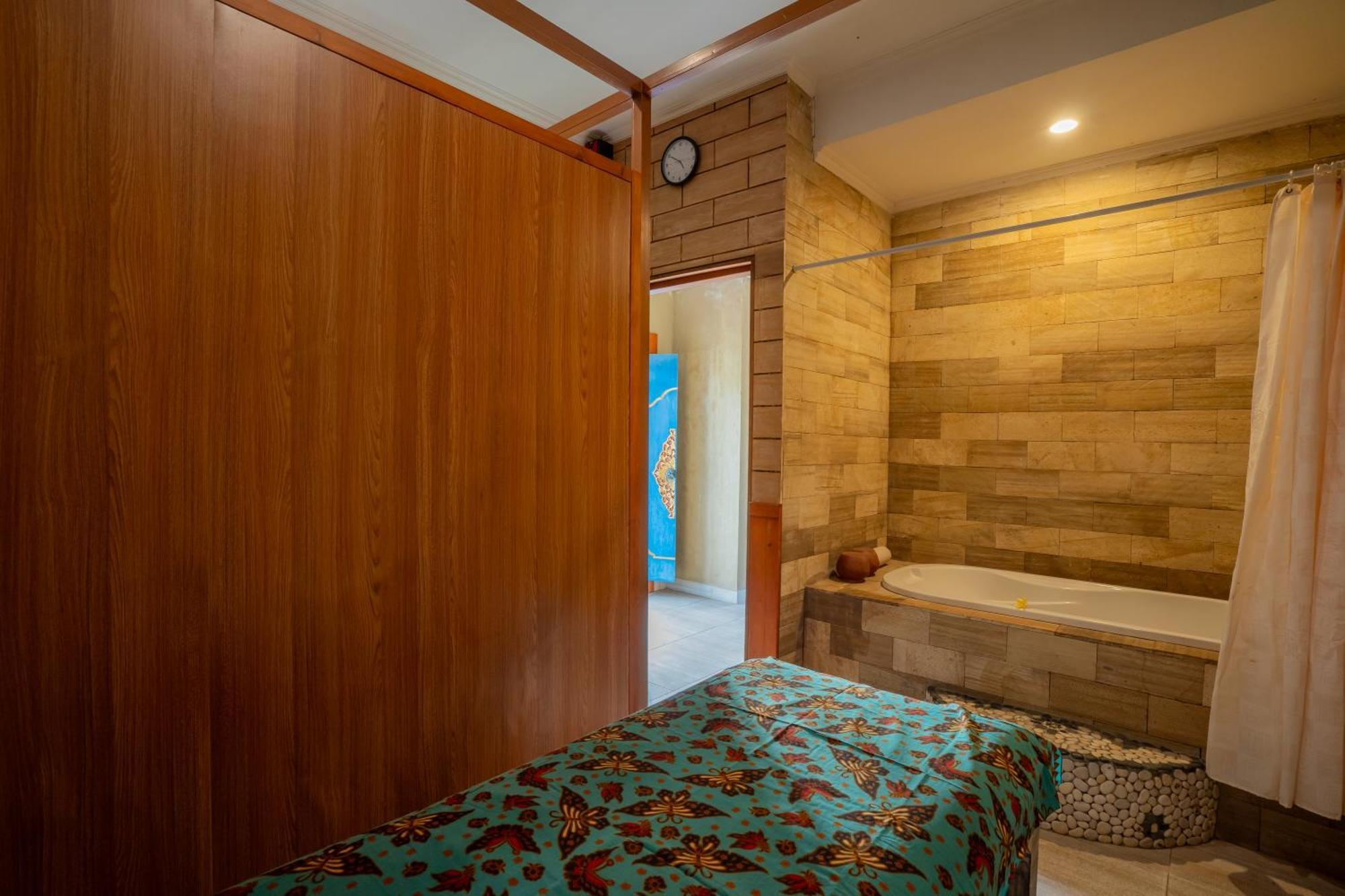 Nirmala Guest House Surf Keramas Kültér fotó
